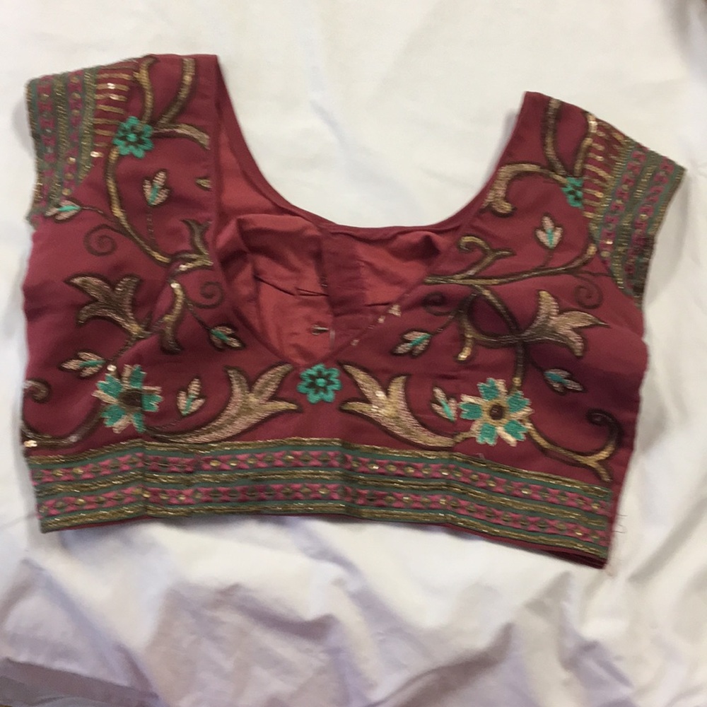 Saree - Picture 2 of 4